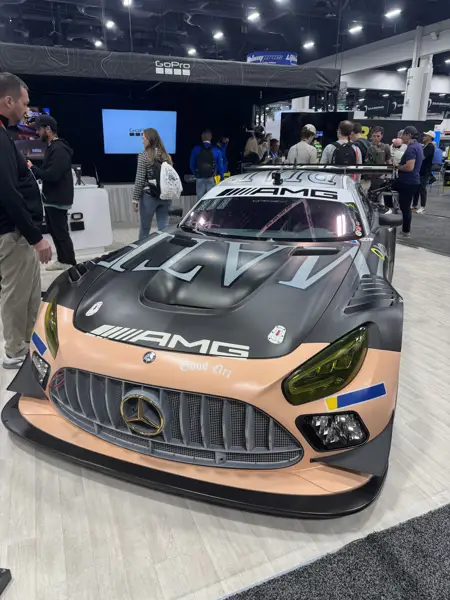 Custom cars · Exhibition photograph