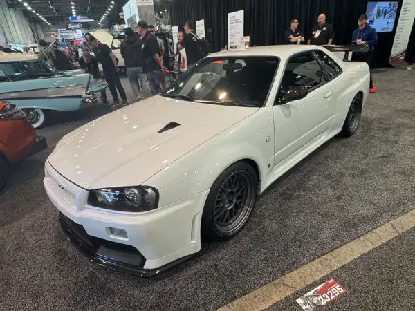 Custom cars · Exhibition photograph