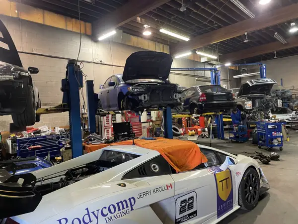 Cars & workshop · Workshop photograph