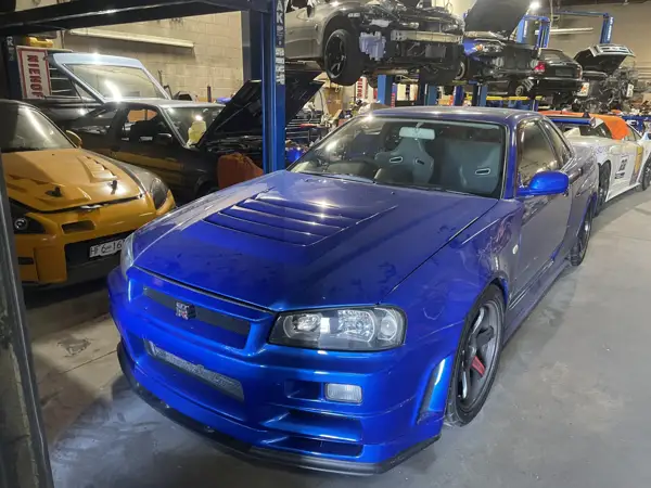 Cars & workshop · Workshop photograph