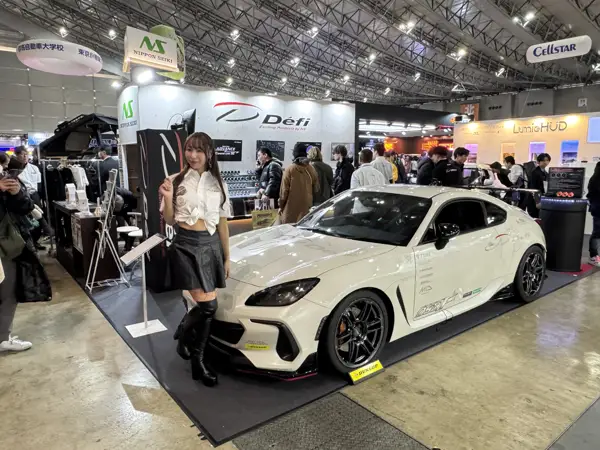 Custom cars · Exhibition photograph